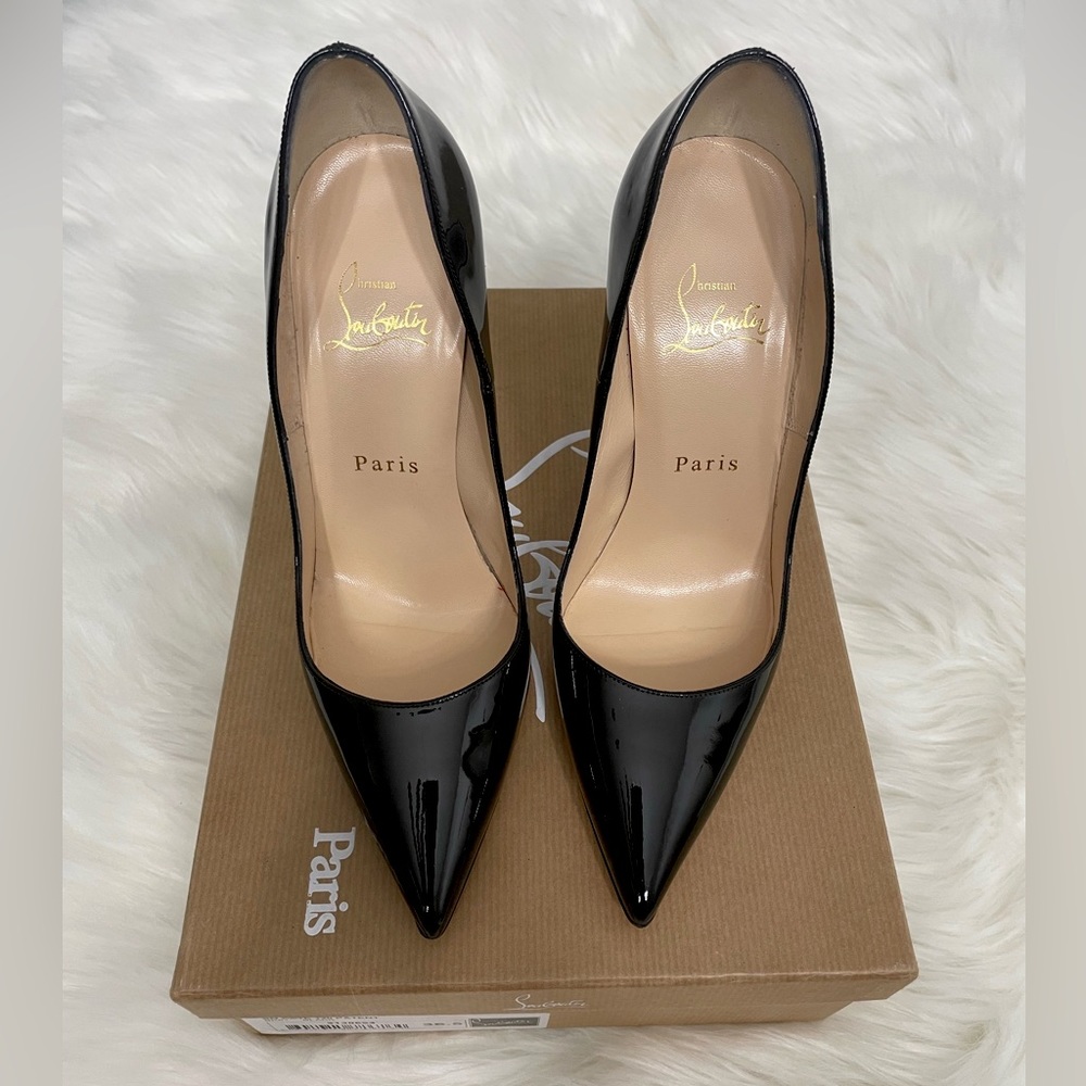 Christian Louboutin So Kate Patent